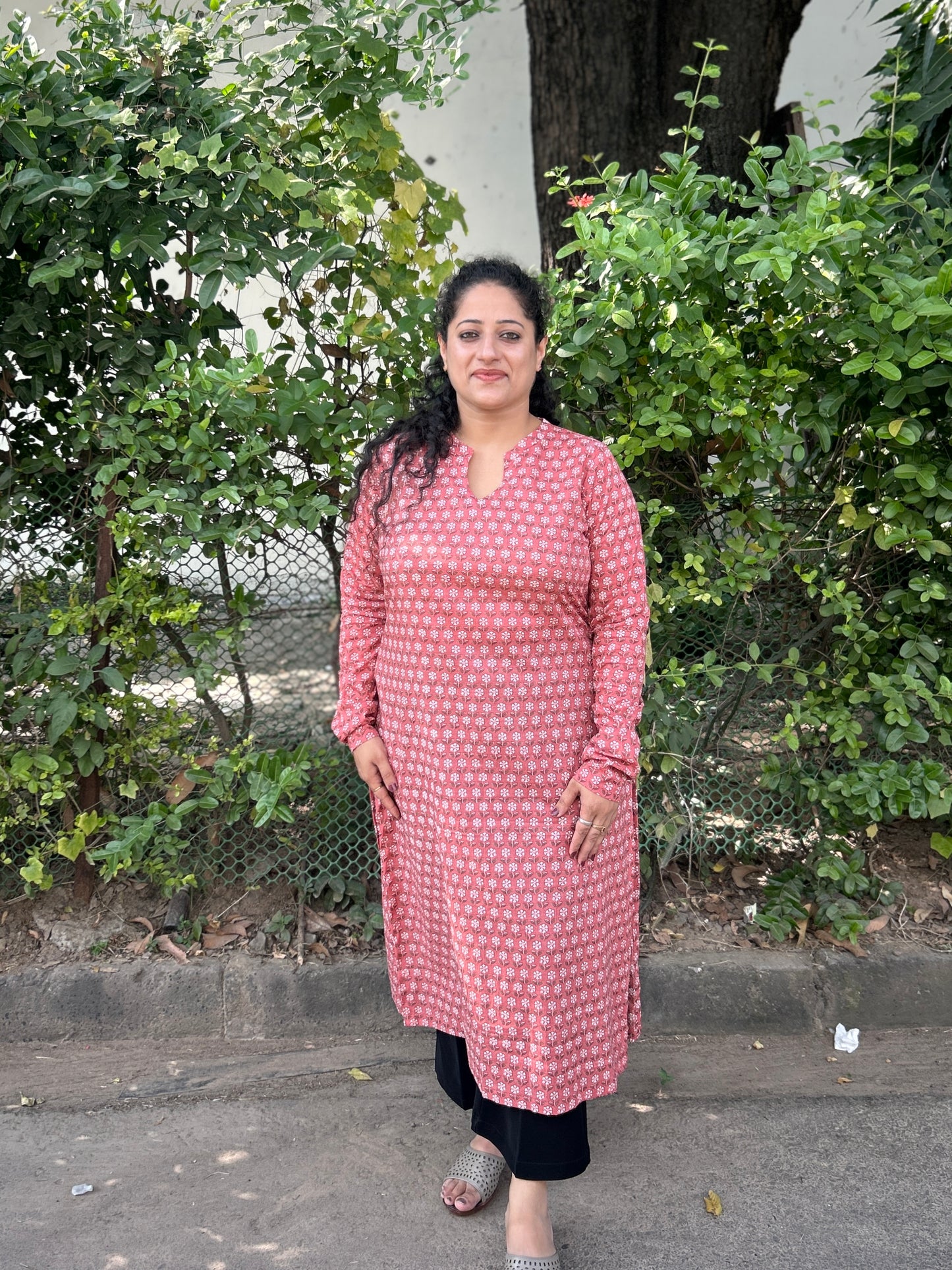 Rose Block Print Chudhi Sleeves Kurti