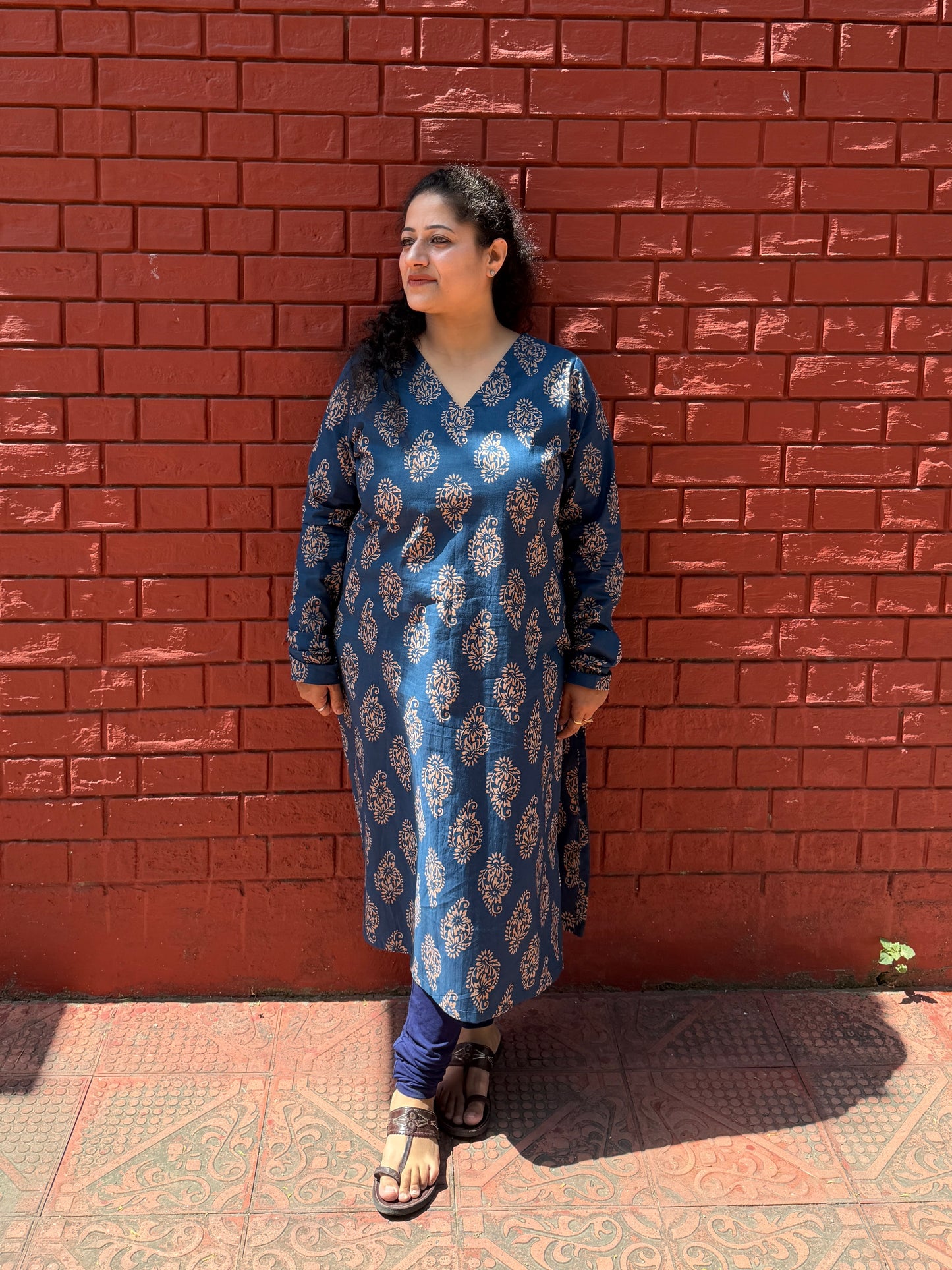 Neel buti kurta