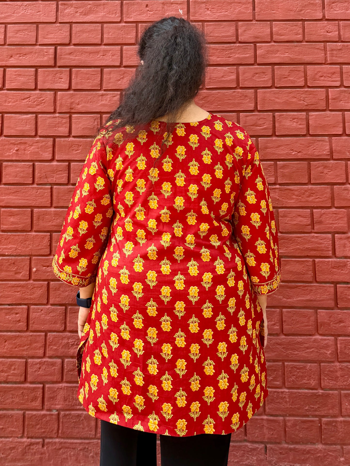 Red floral short kurta