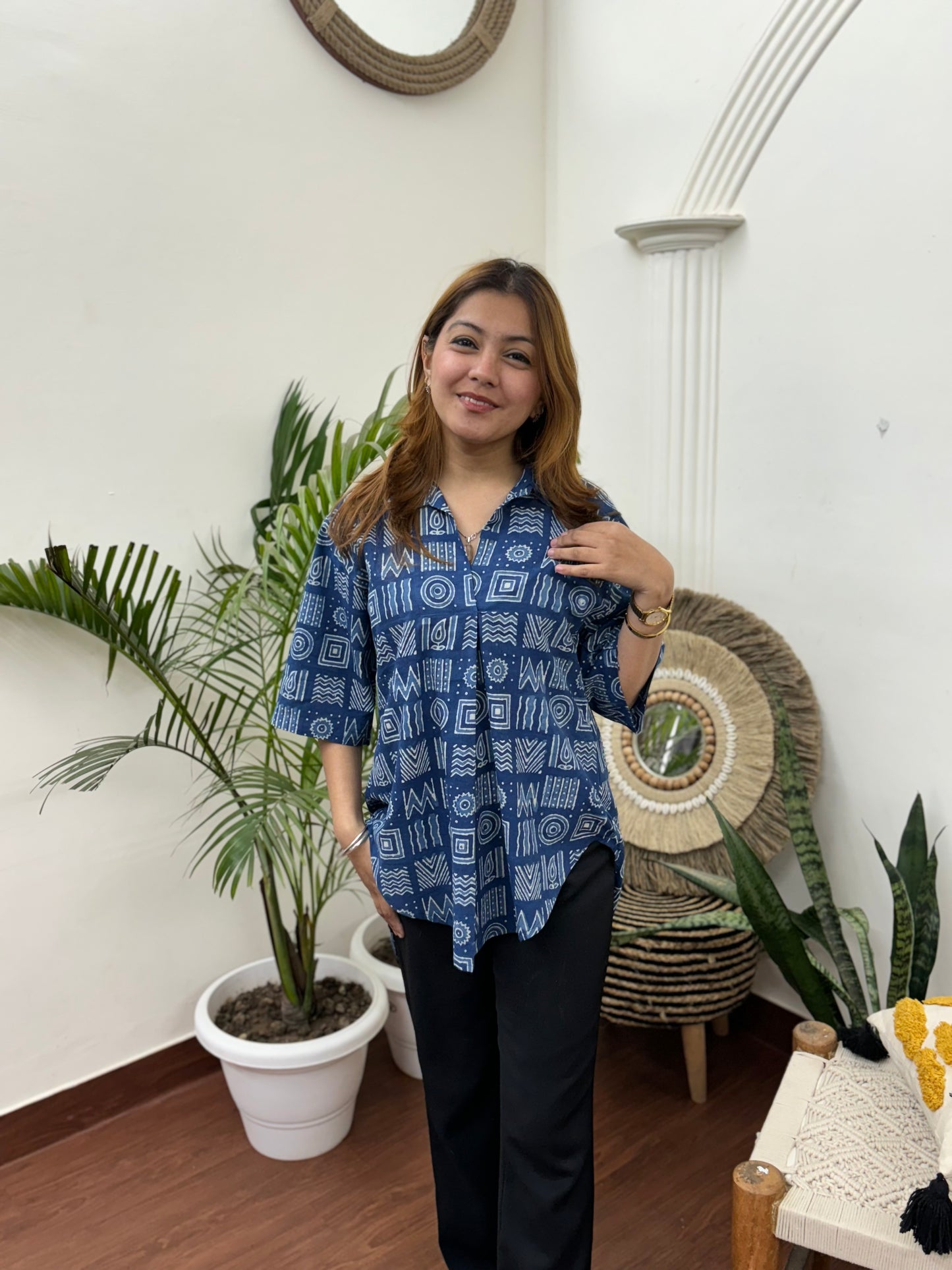 Indigo geometric collar top
