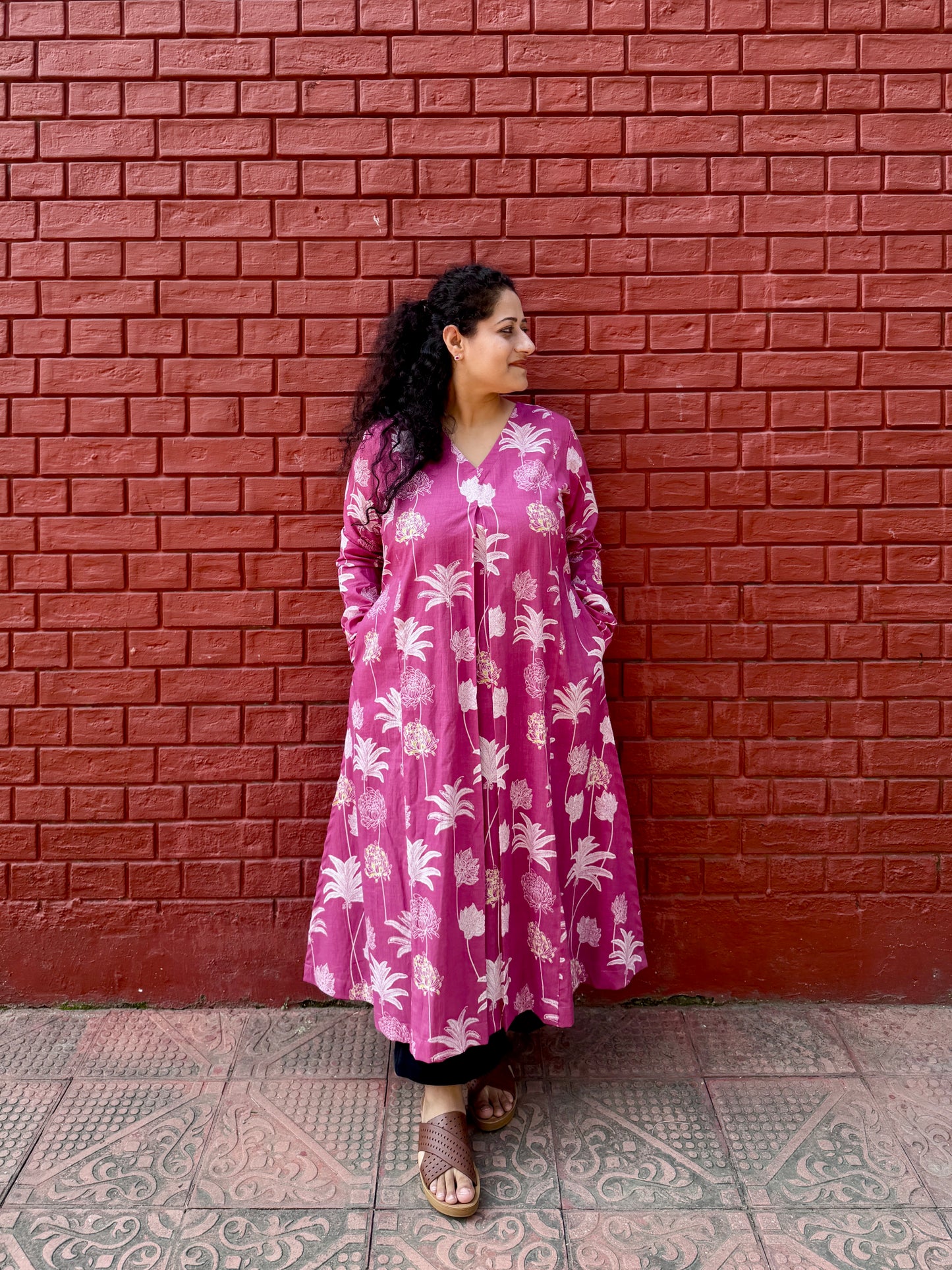 Gulabi Phool A line kurta