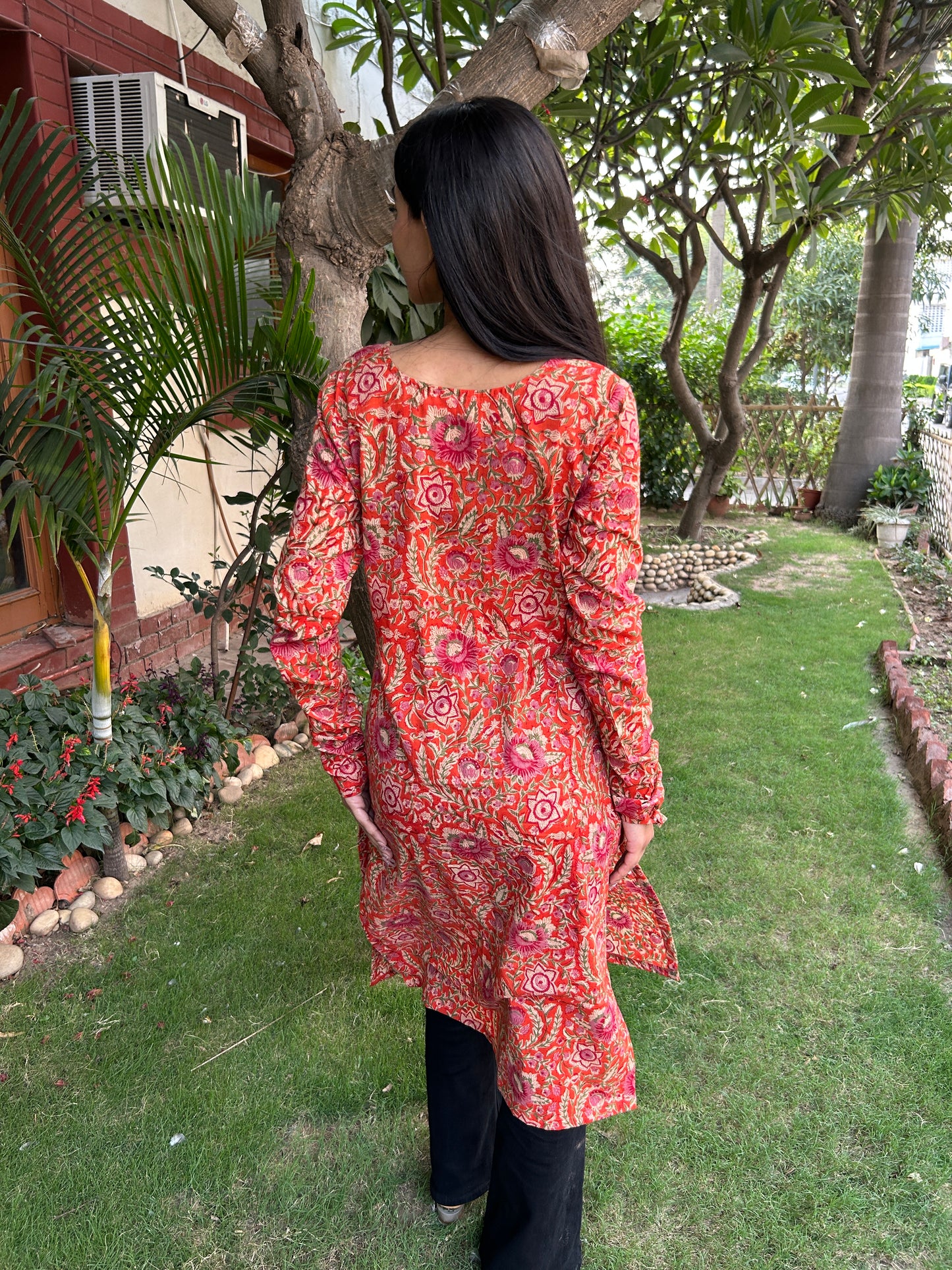 Laal printed kurta