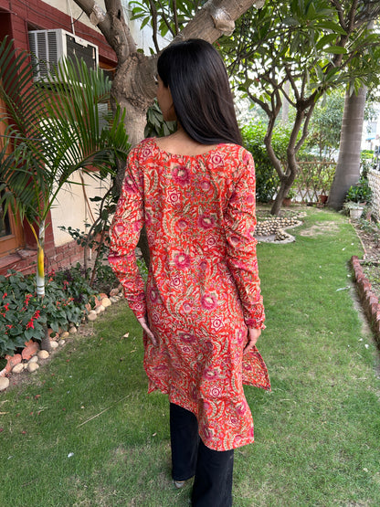 Laal printed kurta