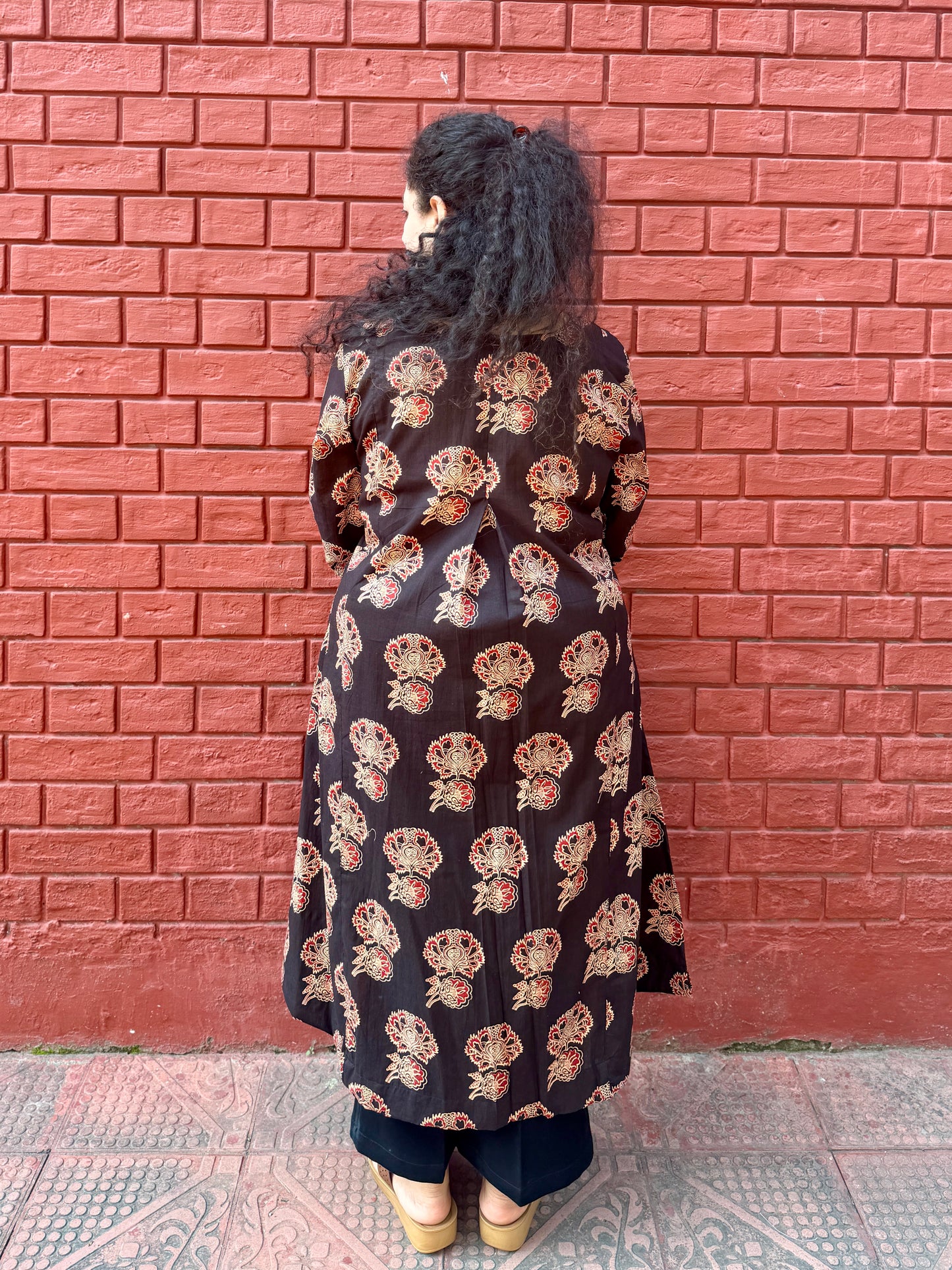 Kaali Buti A line kurta