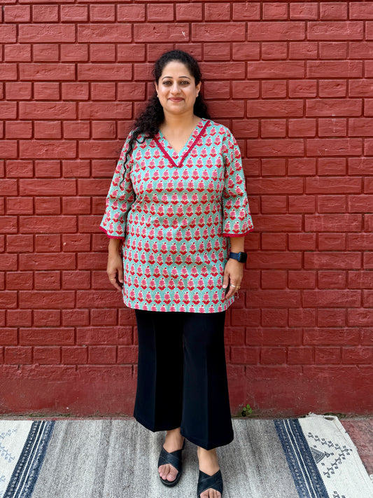 Pista Green kurti