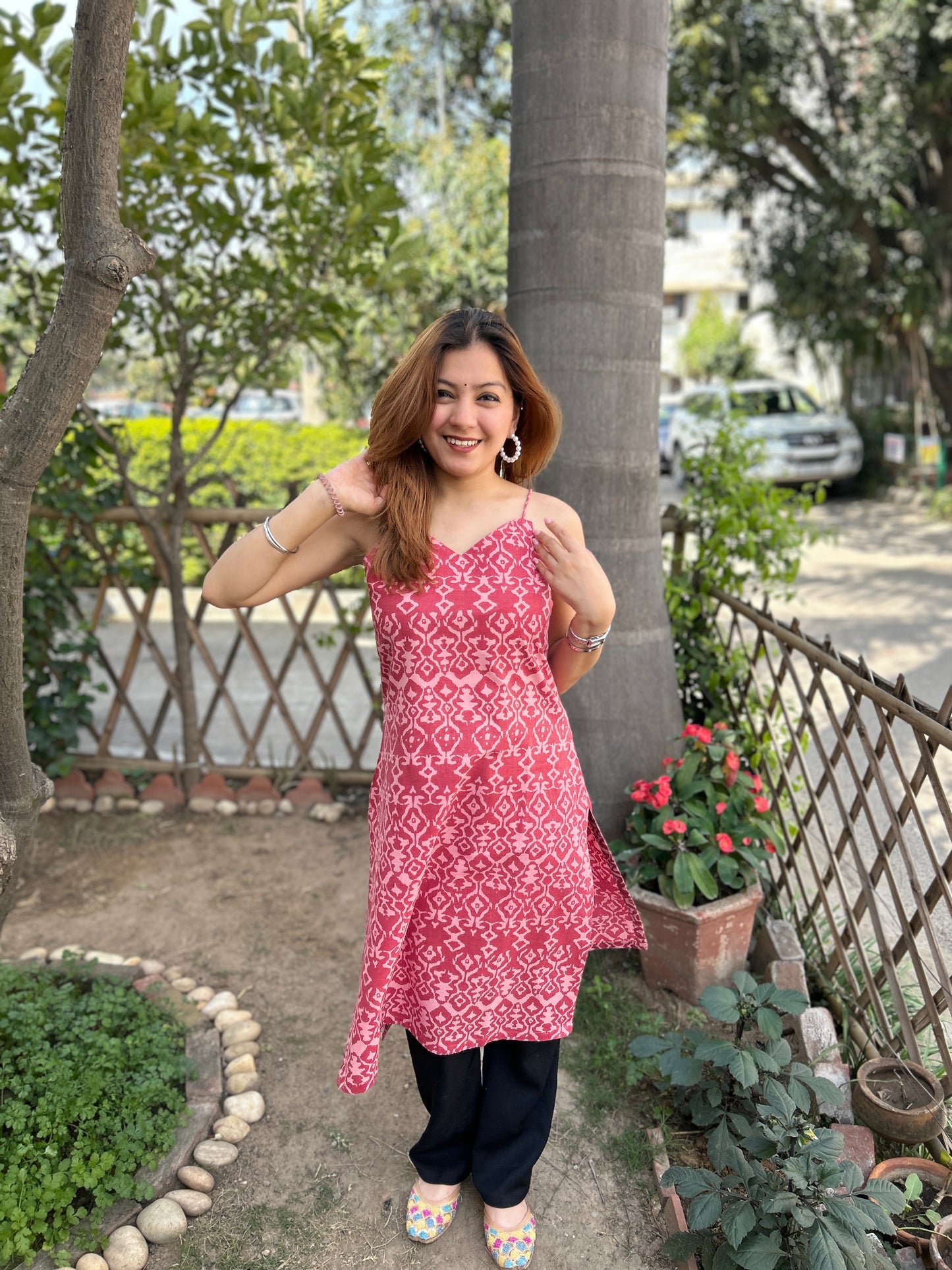 Pink strapped kurta