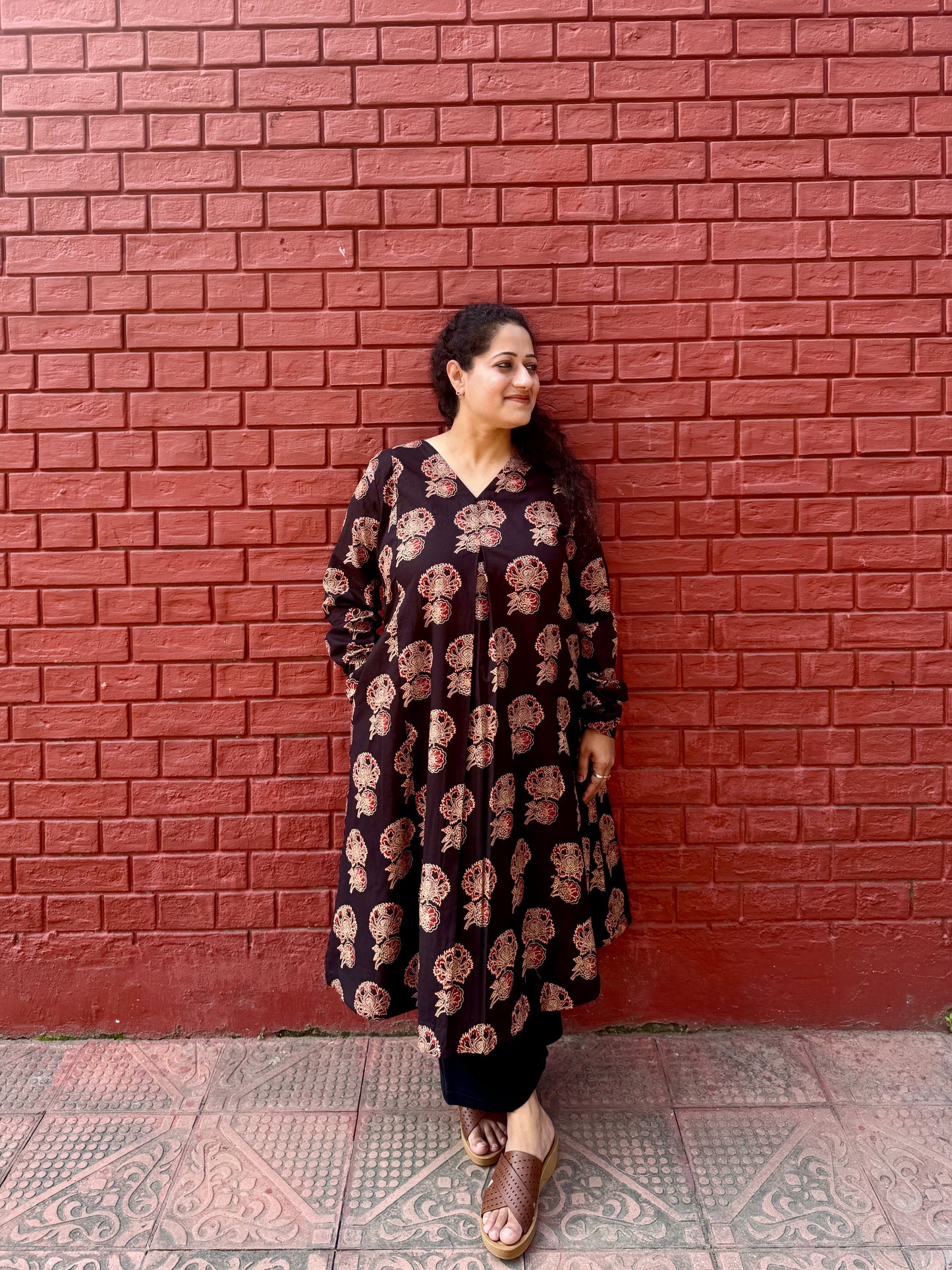 Kaali Buti A line kurta