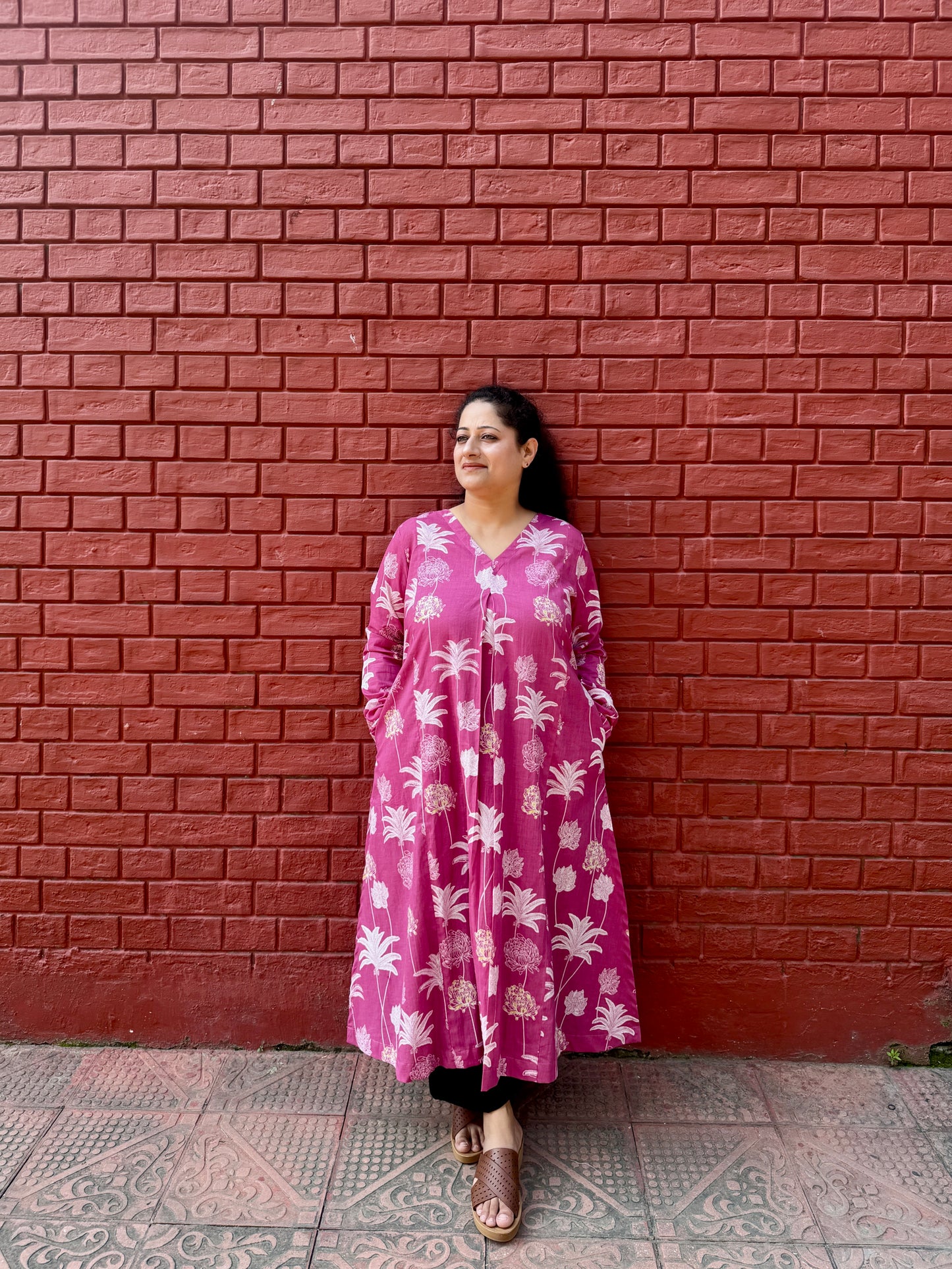 Gulabi Phool A line kurta