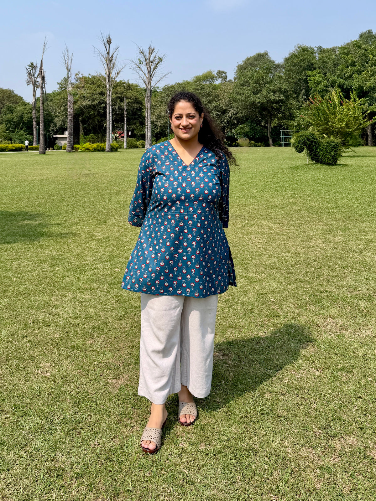 Blue buti 100% cotton kurti