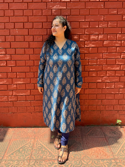 Neel buti kurta