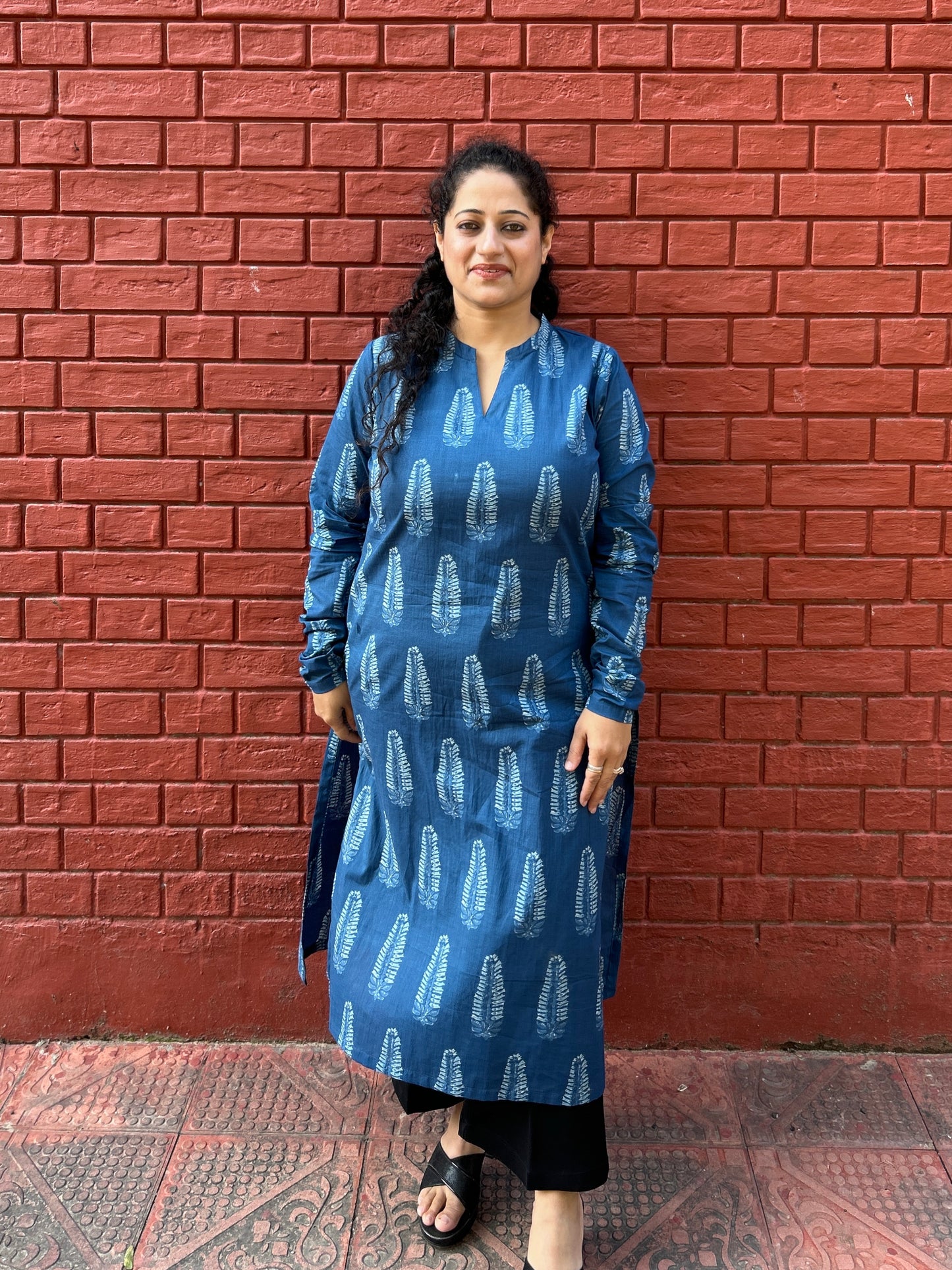 Indigo Leaf Print Straight Kurta