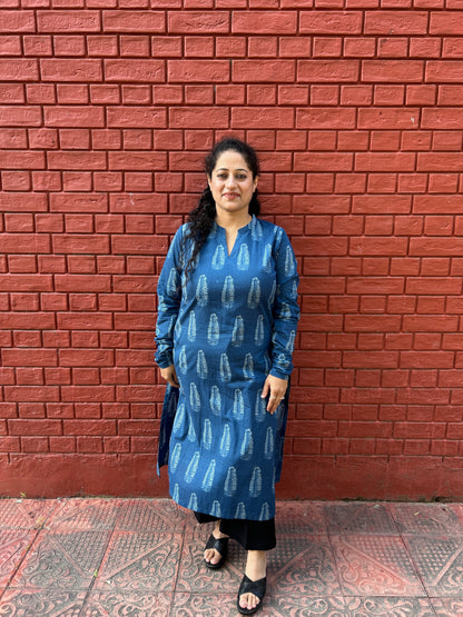 Indigo Leaf Print Straight Kurta