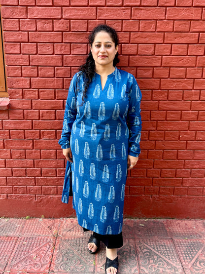 Indigo Leaf Print Straight Kurta
