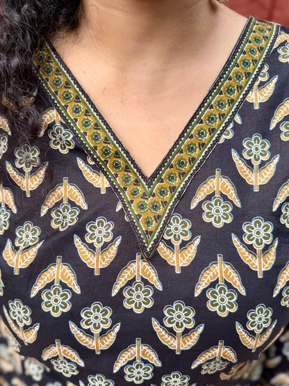 Noor Black Printed Kurta