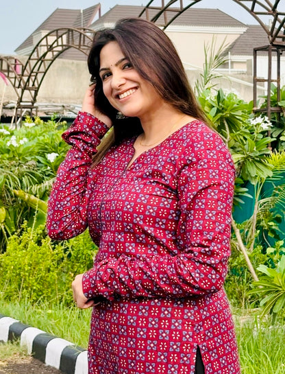 Maroon Geometric Print Kurta
