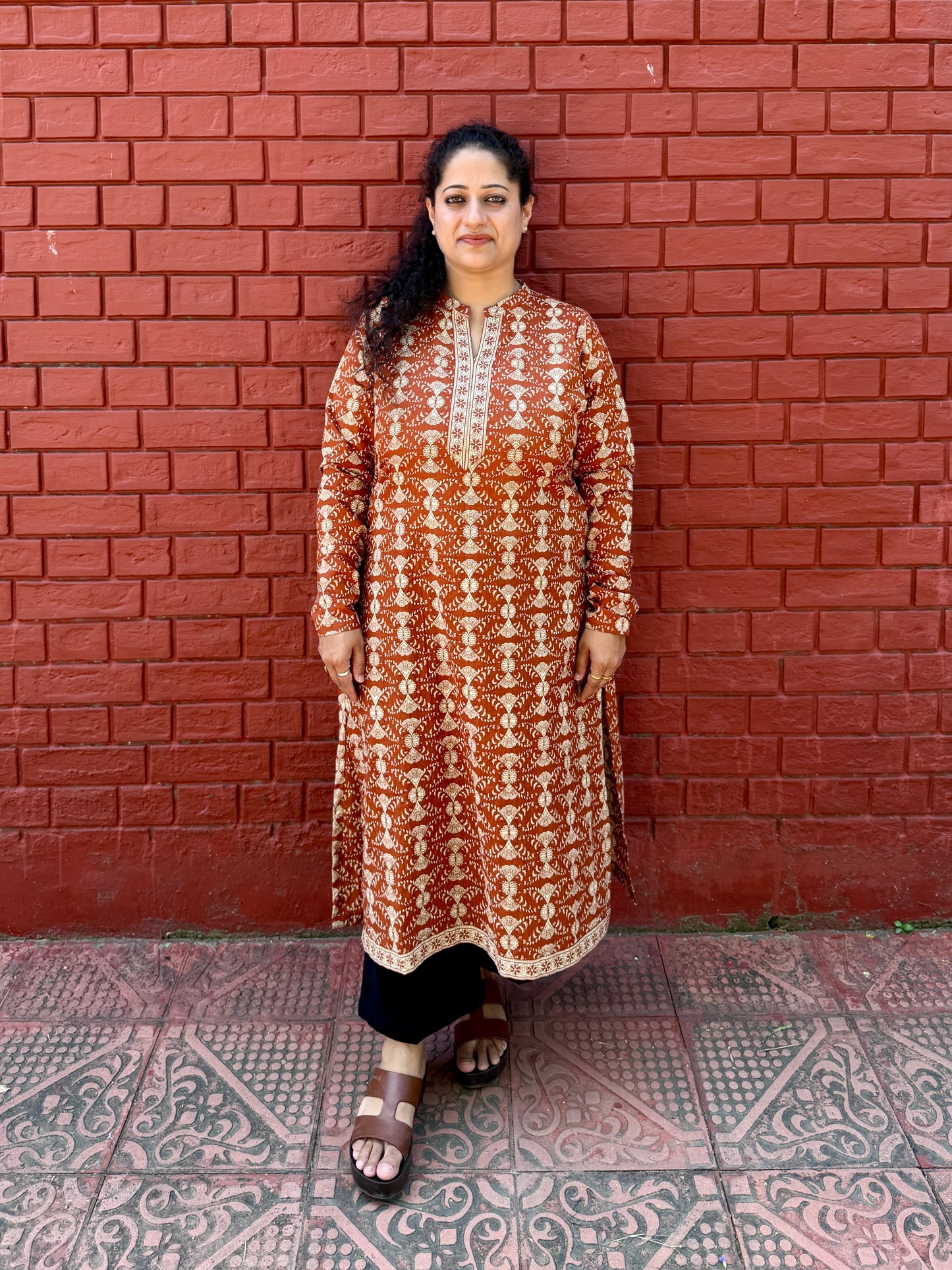 Rust floral chudi sleeves kurta