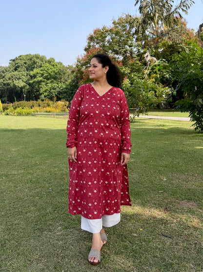 Maroon Floral Motif Chudi Sleeve Kurta
