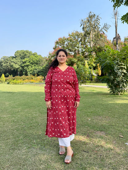 Maroon Floral Motif Chudi Sleeve Kurta