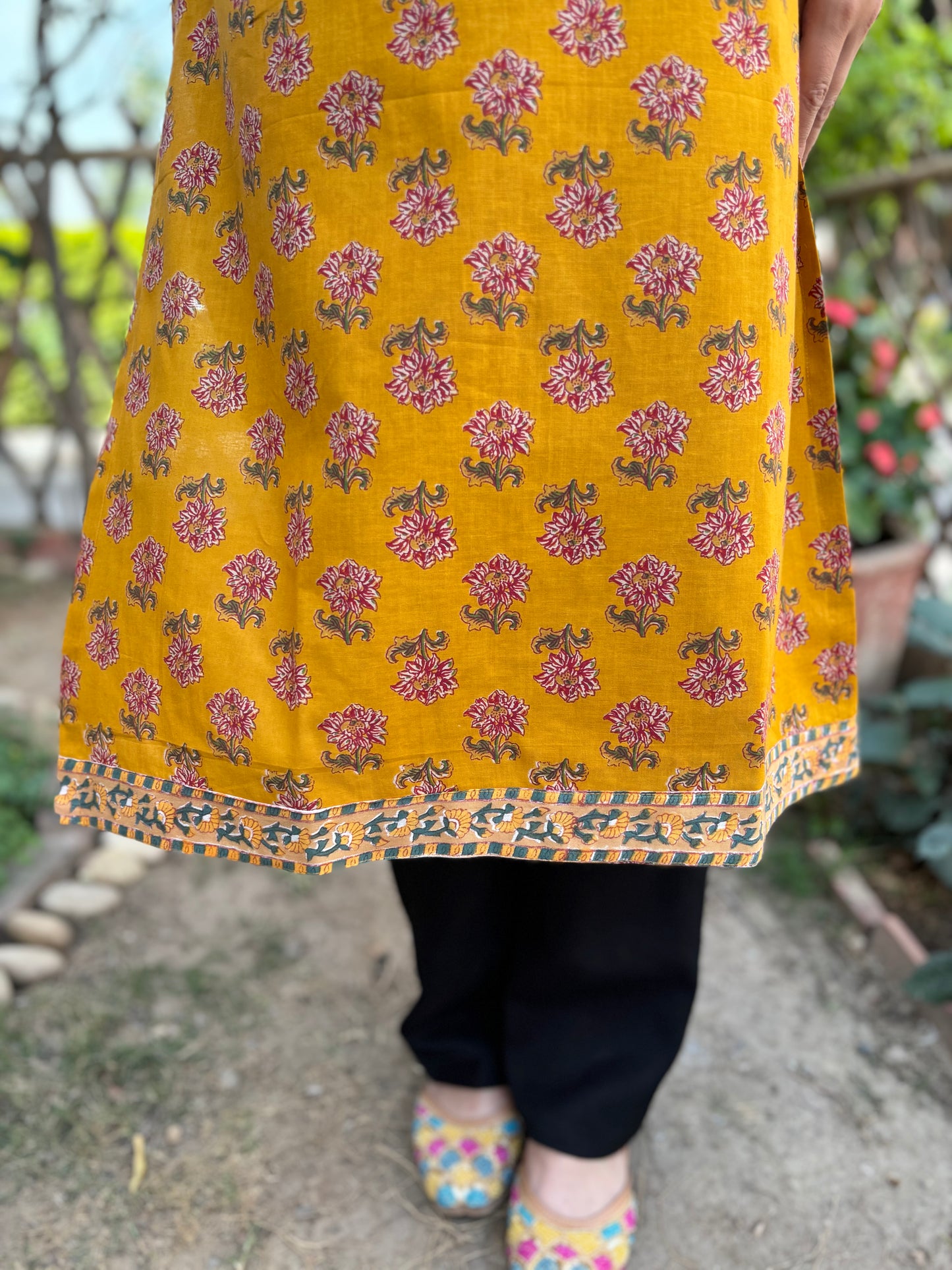 Mustard butti kurta