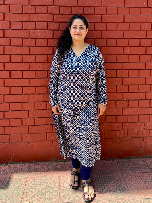 Indigo Floral Chudi Sleeve Kurta