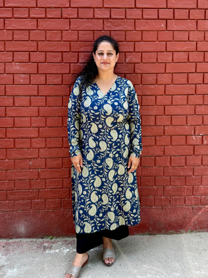 Neel Paisley Kurta