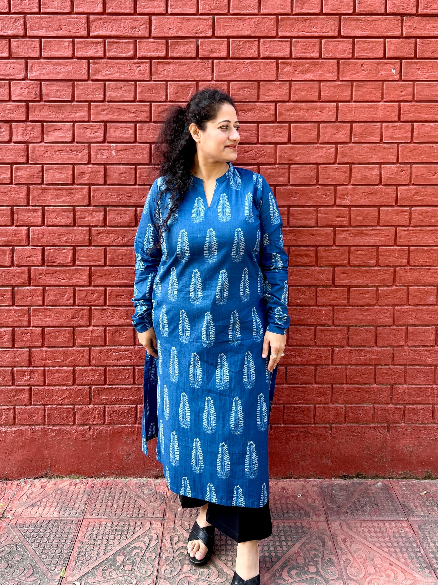 Indigo Leaf Print Straight Kurta