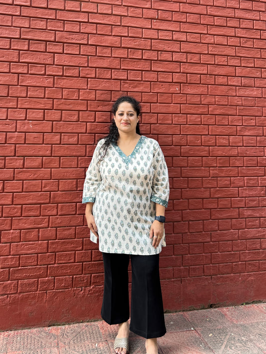 Ivory teal butti Short kurti