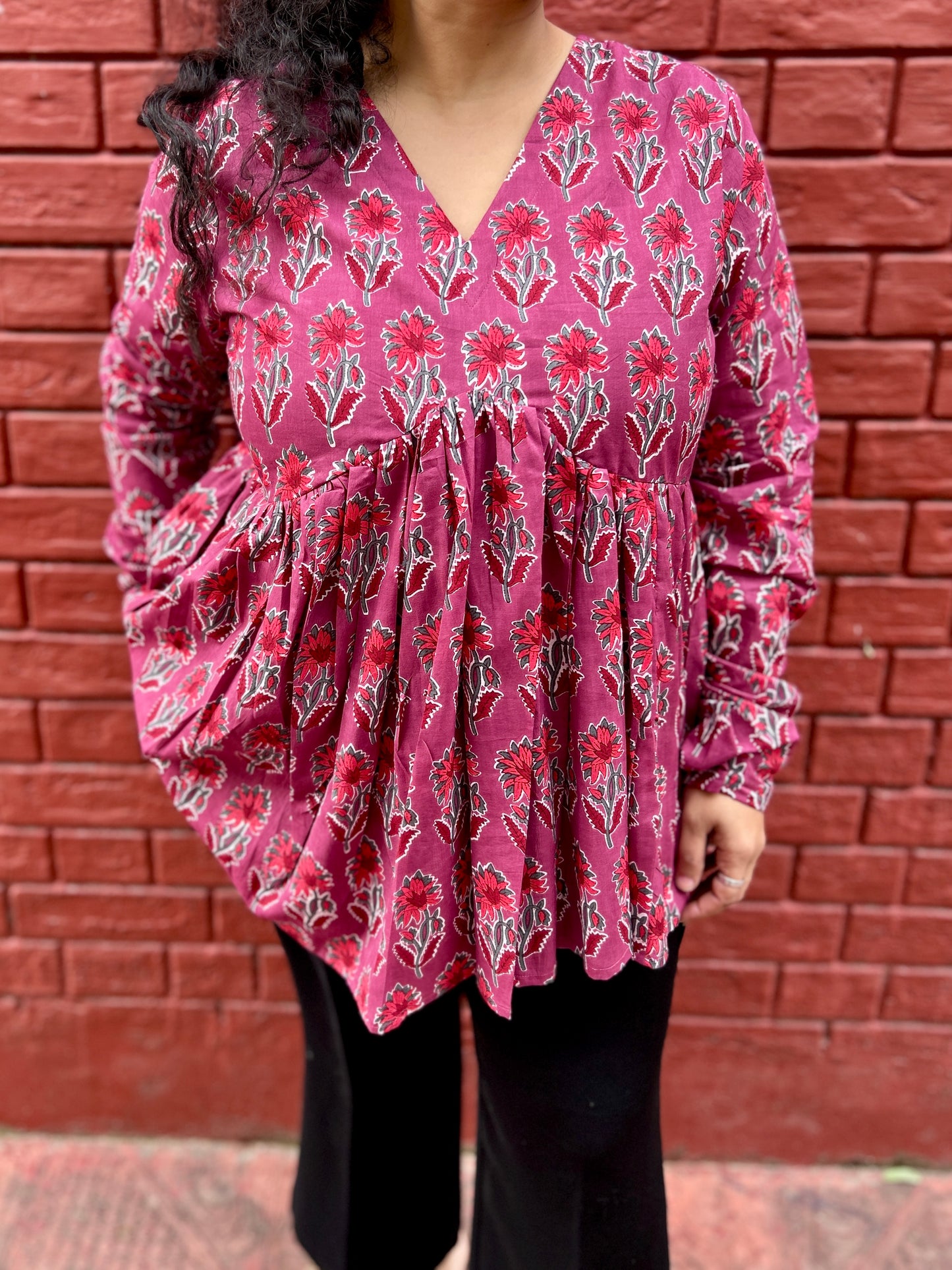 Rani Phool Gather Top ⭐