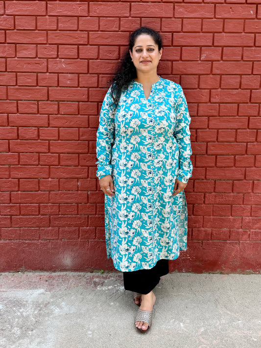 Firozi Pushp Kurta