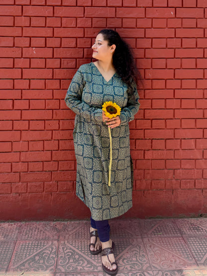 Olive Jaal kurta