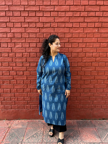 Indigo Leaf Print Straight Kurta