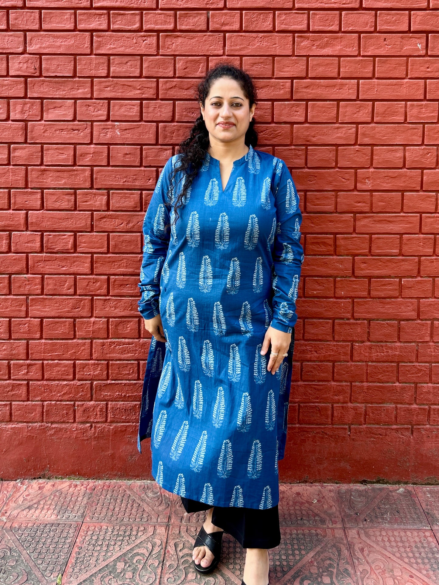 Indigo Leaf Print Straight Kurta