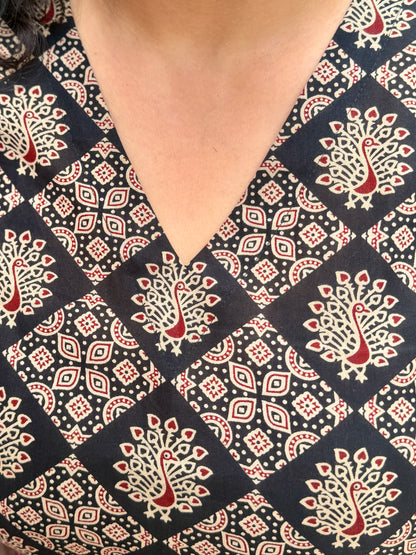 Black Geometric kurta