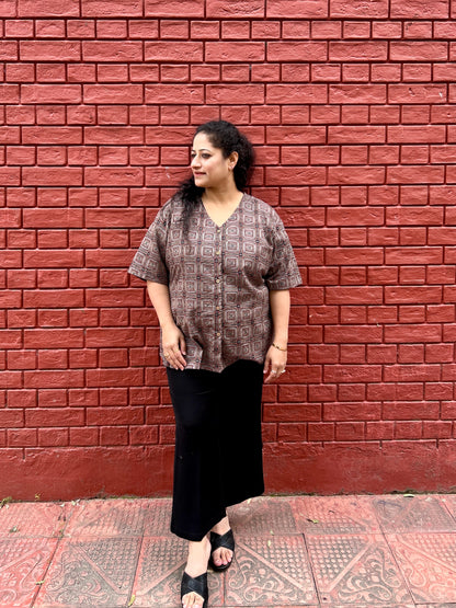 Brown Geometric Print Shirt ✨