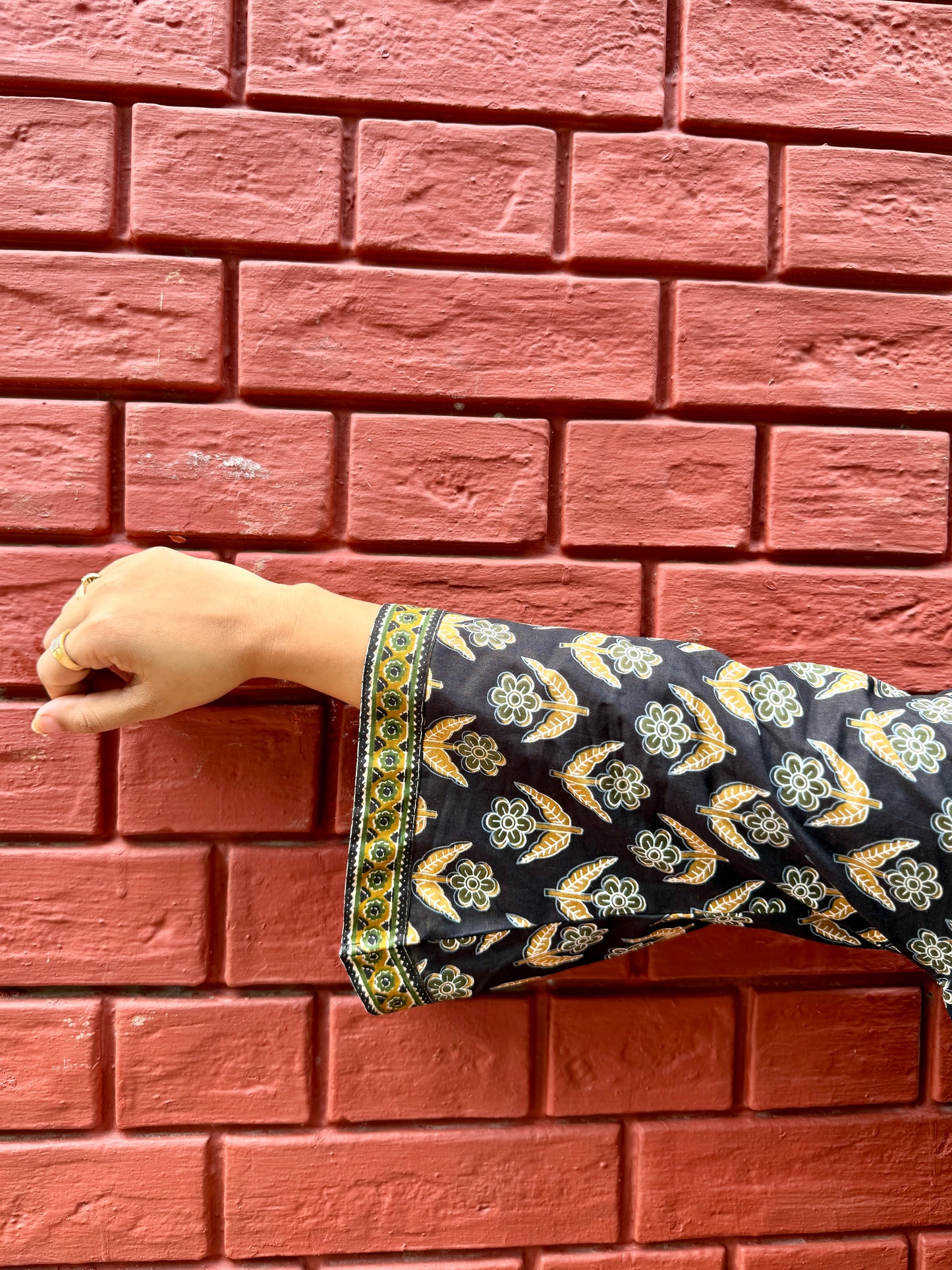 Noor Black Printed Kurta