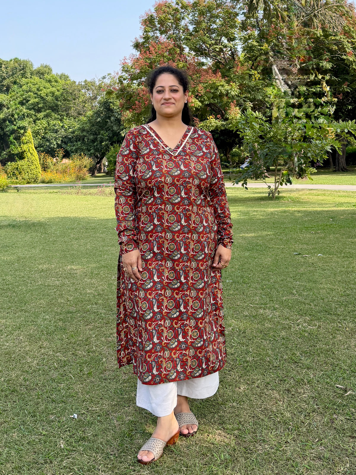 Maroon Paisley 100% Cotton Kurta with Chudi Sleeves