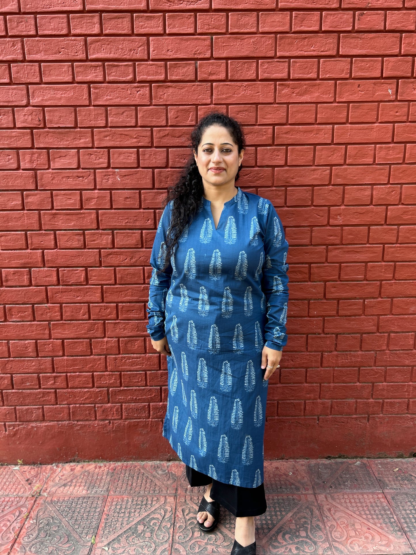 Indigo Leaf Print Straight Kurta