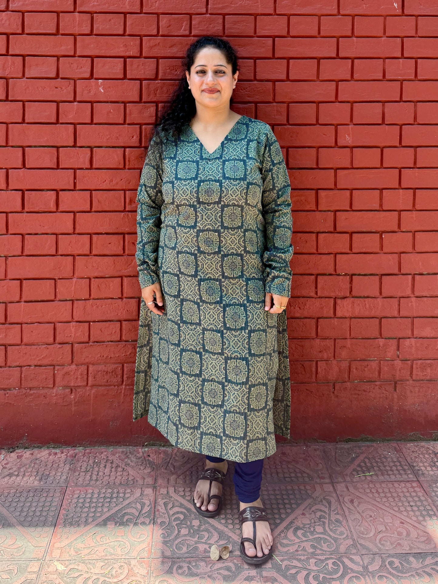 Olive Jaal kurta