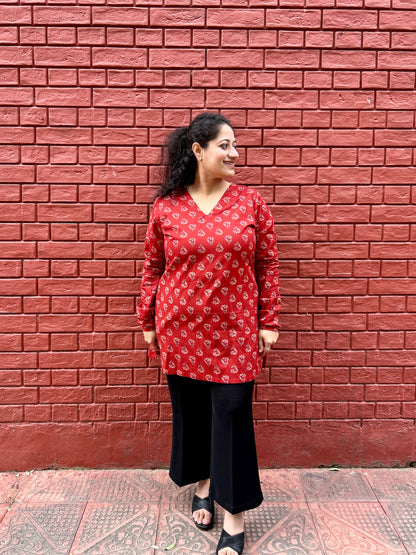 Red V-Neck Buti Kurti