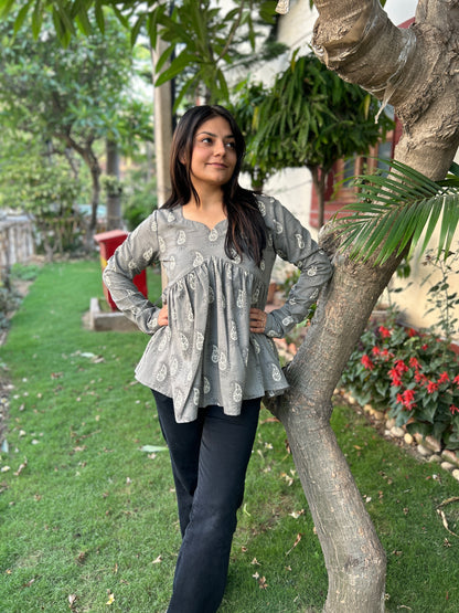 Grey Ambi Chudhi Sleeves Top