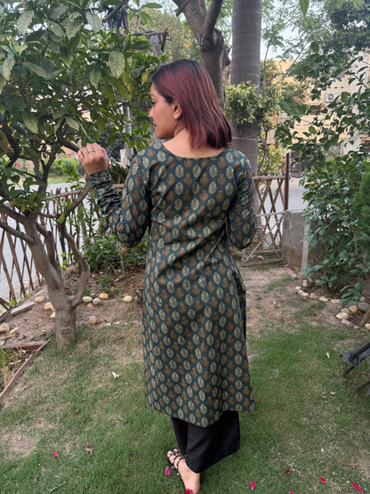 Bottle green ambi kurta