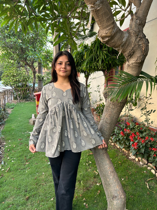 Grey Ambi Chudhi Sleeves Top